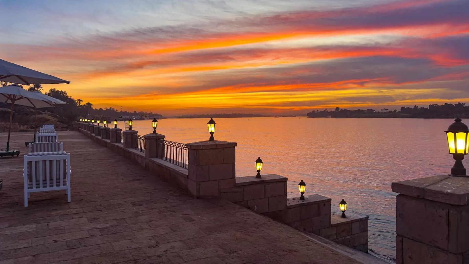 Nile-Front Panoramic Apartment Luxor Egypt